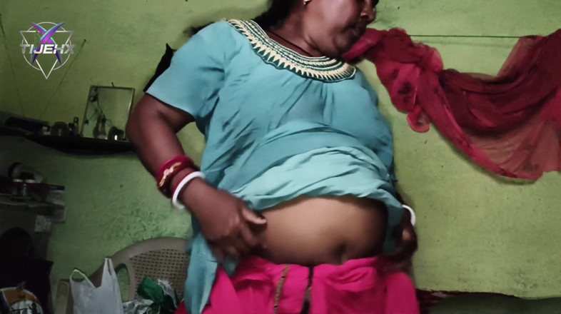 TijehX: Cette bhabhi adore sucer