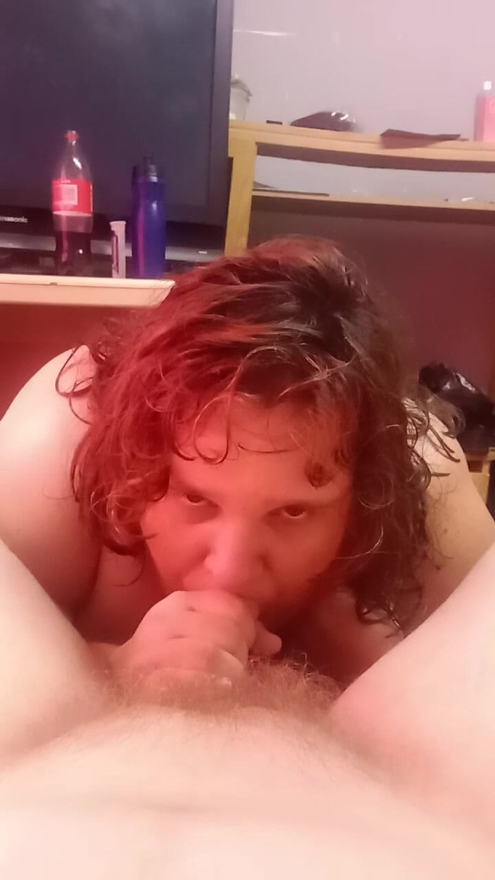 hothouse18xxx: Hot Blowjob by BBW Fat Girl