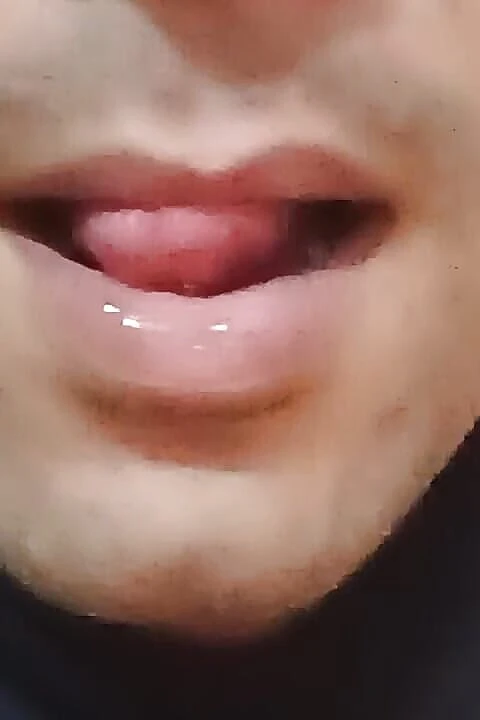 Gangbang straight: Mouth Penis Like Thumb