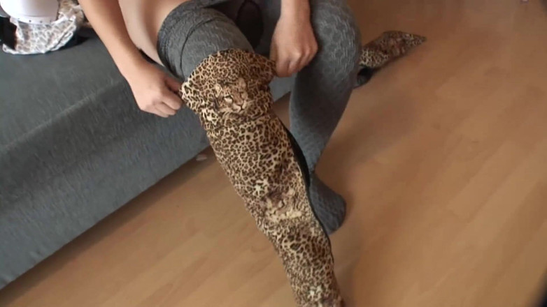 German amateur - 100% German hardcore videos: 흑형 대물 과 섹스하는 갈색 머리 십대