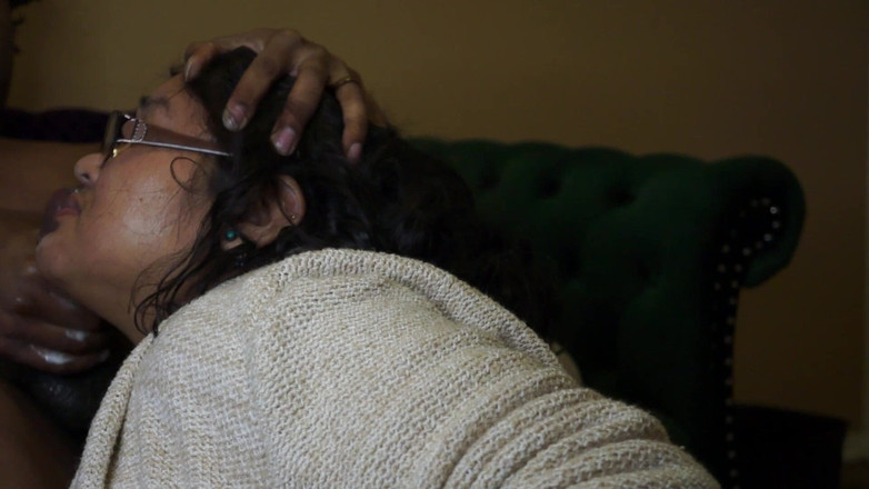 DeesDeepThroat: Coli dan peras susu kontolmu