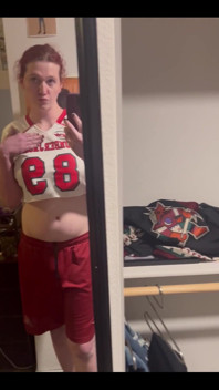 I Converted My Old Pop Warner Jersey Into a Cute Crop Top