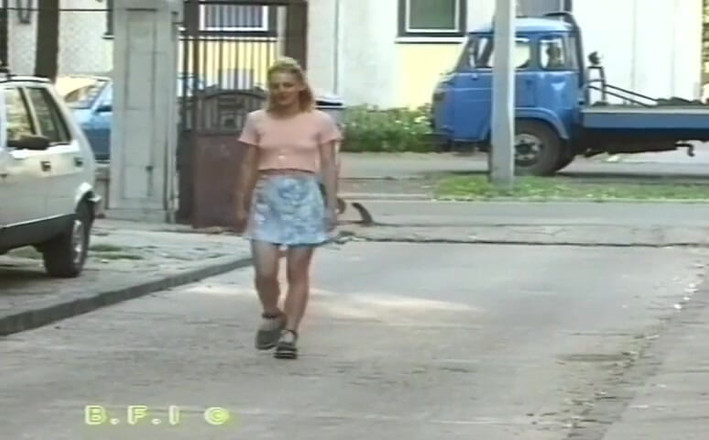 Horny Teenies: Jóvenes amantes trio