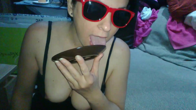 Toilet Mommy: Fantazja porno z jedzeniem. Jedzenie spermy