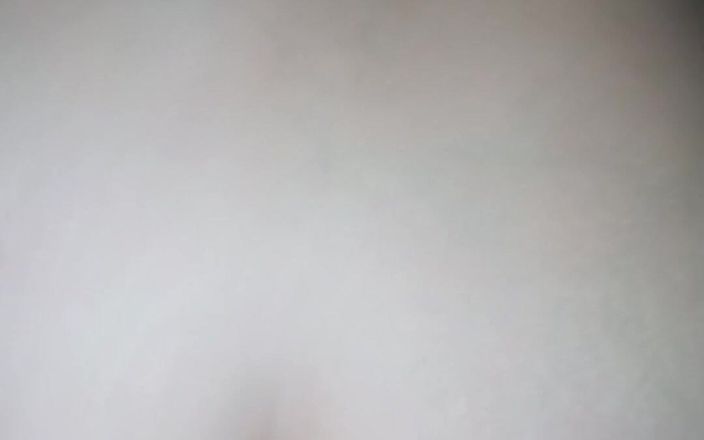 Nickyloves: 结束 7 月 4 日的庆祝活动，吮吸鸡巴并被中出