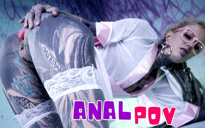 Z-Filmz: Tattood Girl with Glasses and Buttplug Fucks a Tattooed Dick,...