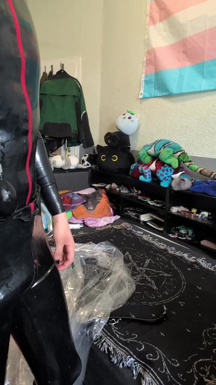 AJ_the_catgirl: Vacum Selfbondage समाप्ति