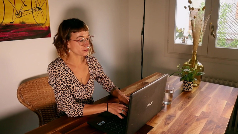 Magia Rosa: Lesbian Sex in Pantyhose - My Sexy Secretary