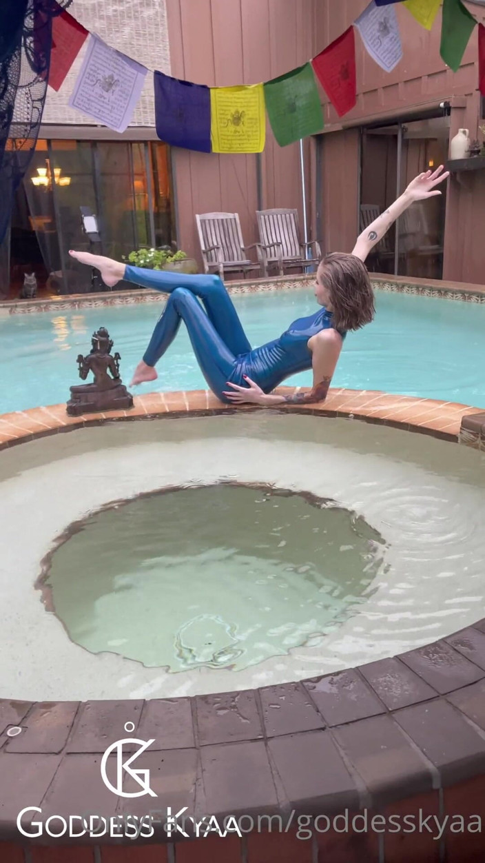 Kyaa Chimera: Worship Me in Latex! I Slip Into the Pool Wearing...