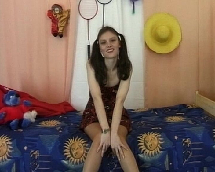 YOUR FIRST PORN: Сліндер Клодін нарешті отримує оргазм