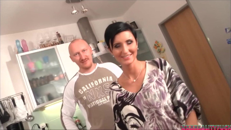 Czech Pornzone: Desiderosa orgia in camere da letto amatoriali, vol.7