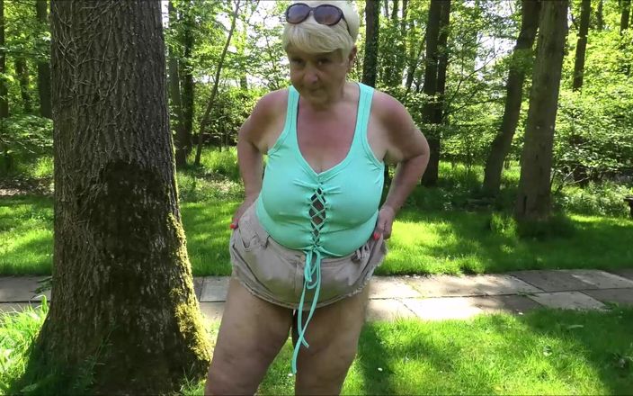Uk Joolz: Ormanda kısa boylu yakalandı