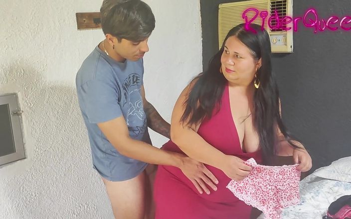 Mommy&#039;s fantasies: Toques: mujer madura caliente es follada por un chico joven