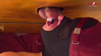 GLORYHOLEGAYS: Prins Albert i Gloryhole: Fröet som förblir fast i ekollonet