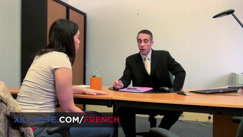French girls at work: Ее трахает менеджер банка