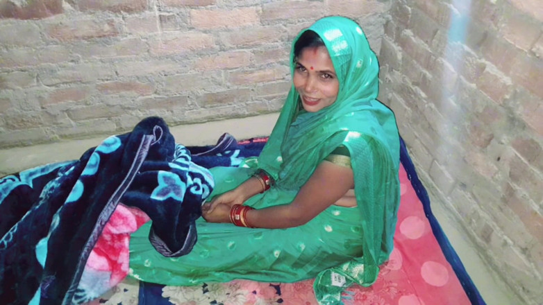 Renudbf: Bhabhi Kampung India Berkongkek dalam Hutan Seks Di Luar – Audio...