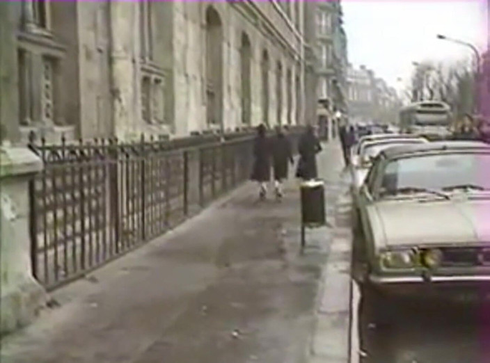 Bisco Birchwood Productions: Giovane, piccola ragazza francese va di anale! Un classico francese!