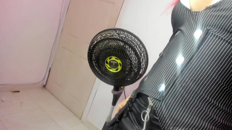 Ariana Unicorn: Сперма секретаря