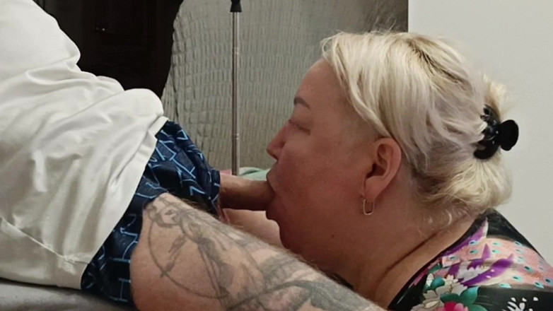 Zona901: A Neighbor Came to Visit to Get Enough Cum