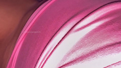 sofiasexxx: Se uită la filme porno în timp ce se masturbează cu...