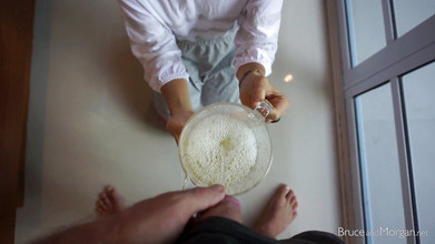 Bruce-and-Morgan: Eu bebo 850ml de mijo!