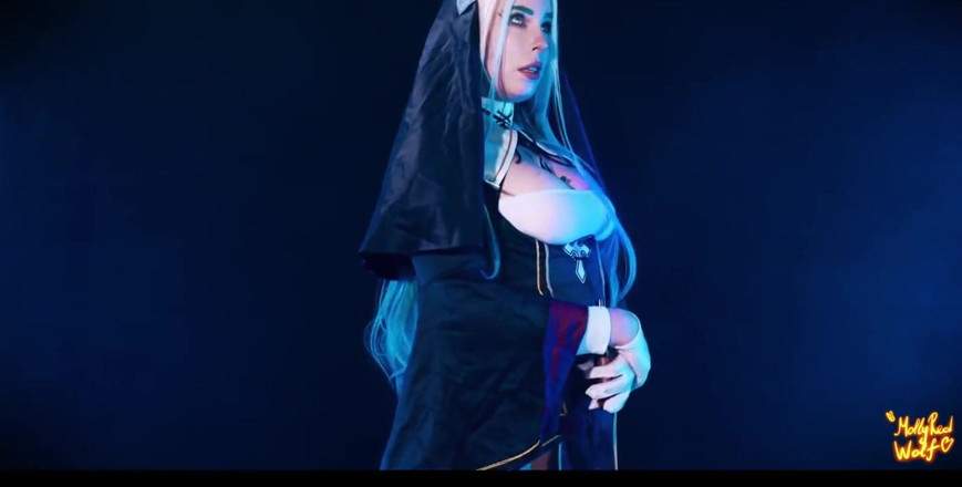 MollyRedWolf: Я лгал монахиню, и она дисциплинирует меня, страпоном - Mollyredwolf