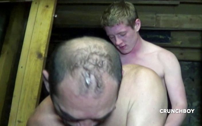 STRAIGHTS BOYS COERCED TO FUCK GAY: युवा सुनहरे बालों वाली स्ट्रेट ट्विंक डैडी को चोद रही है