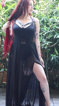 Bewitched: goth princess membuahimu dengan mantra