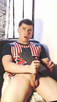 20 Year Old Colombian Guy Undressing Live