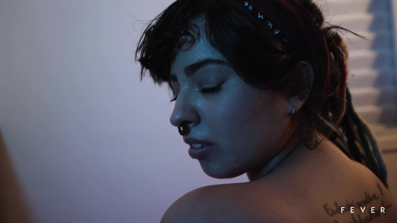 Fever Films: Кам-модель уделывает свой первый любительское видео