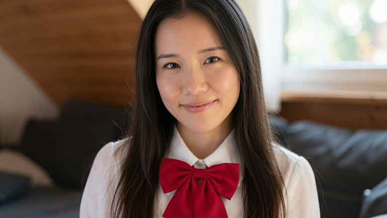 Cris Santana: Asiatische studentin oben ohne von freund gefickt - college-uniform