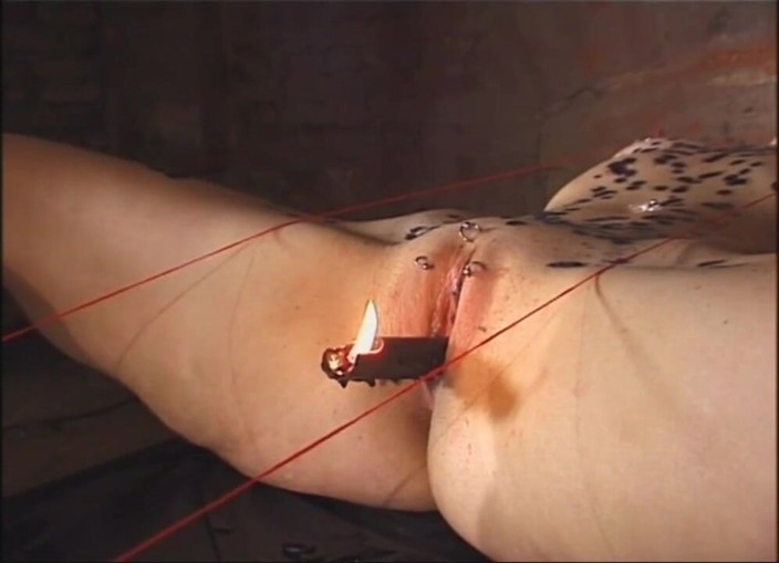 Absolute BDSM films - The original: Humiliates wax play