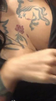 Alt Tits