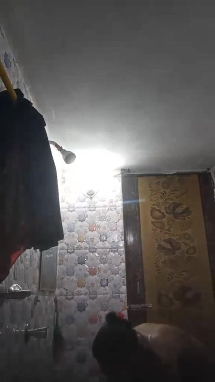 Surajpuja813: Bagno nudo in casa