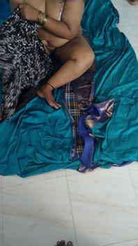 Hot on Bed