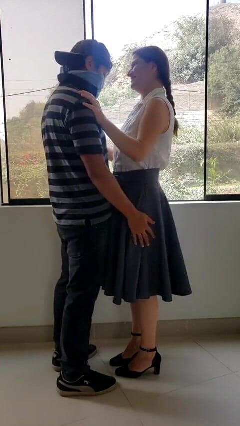 Agnes Swallow: Secretary Gives Me a Blowjob and Pisses with Excitement