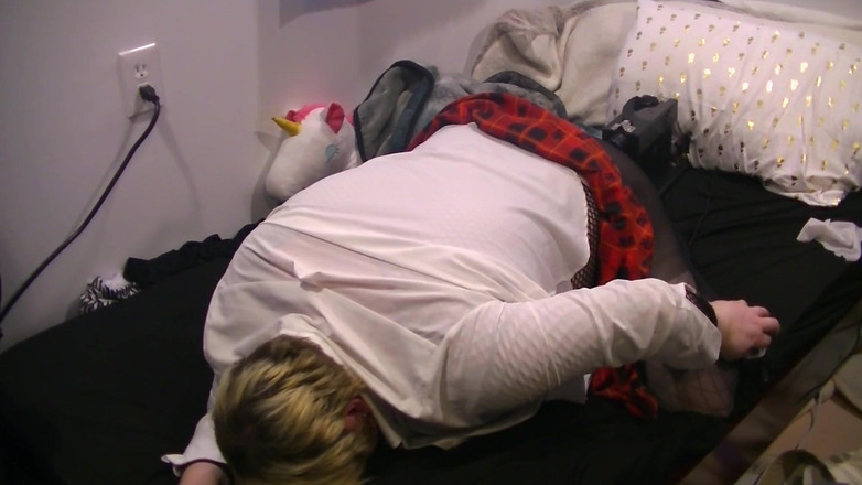 Roxxie rae page: College mädchen kolben-action