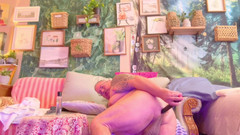 Hand-Free-Daddy-Chub: 14 minut... děda má v bílých kalhotách klína, má tak...