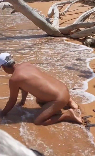 Ladysilvas: Ladysilva transvestã¤ttin will stiefvater in den arsch am strand