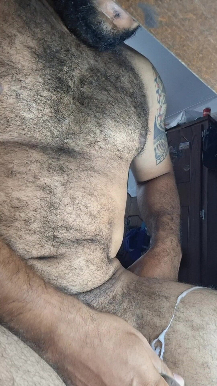 Josehairycum: Hairy Giant Man Big Cumshow