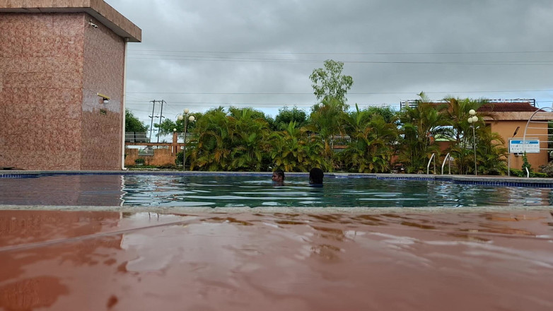 BMCs: Esperma flotando en la piscina, sexo duro en el agua,...