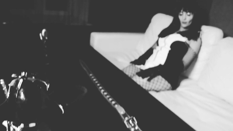 Eva Latexxx: Fetish kaki Dominatrix Hitam Panas Dan Putih, Kasut Tumit Tinggi,...