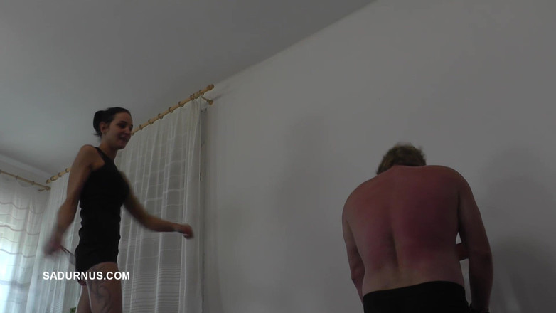 Sadurnus: Nový whip paní Dyanna