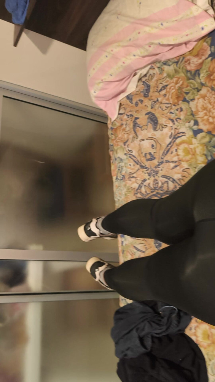 Moo DBOXXX: La singola matrigna lo succhia per tutto il giorno