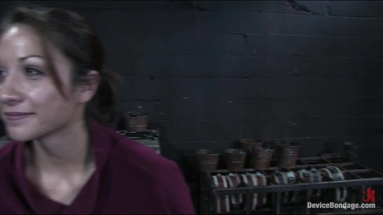 Device Bondage by Kink: フラグメント VI