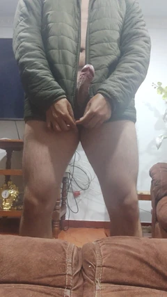 寒冷的天气热鸡巴