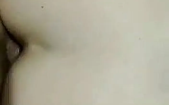 Tommyr1limited: First amateur anal video of the beautiful Sara