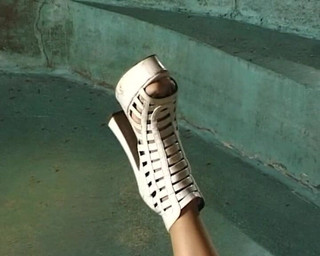 BB Video - Old School: जर्मन शौकिया कमसिन आउटडोर बेब काले बाल वाली #1