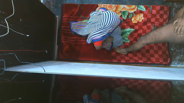 Busty Banuu: La cameriera sporca