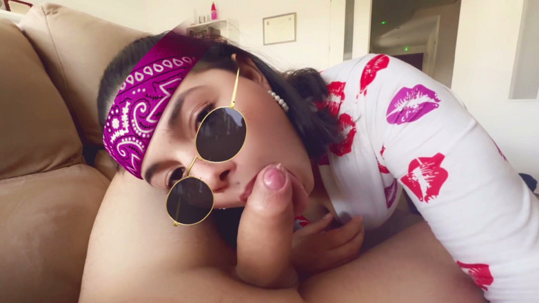 Sashasweet: Chica Ninja Chupando Polla